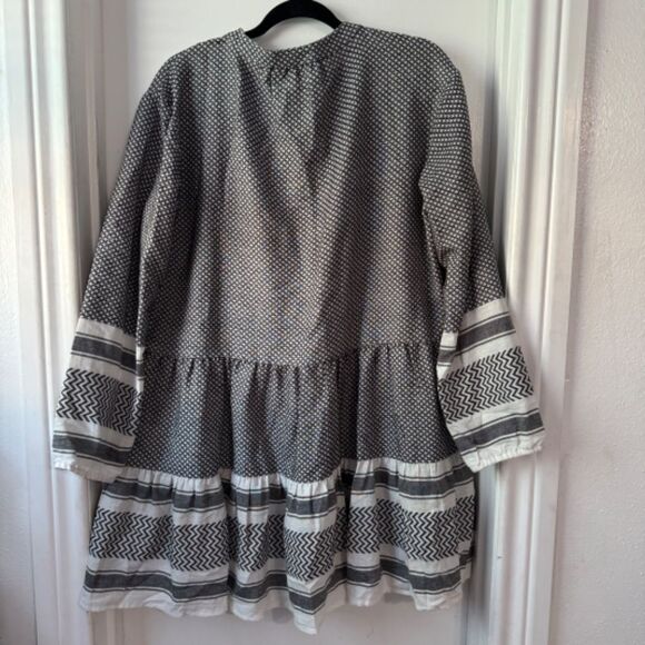 Life by EVERLY COLLECTIVE Memories Flounced Tunic Dress, Size M - Picture 6 of 10